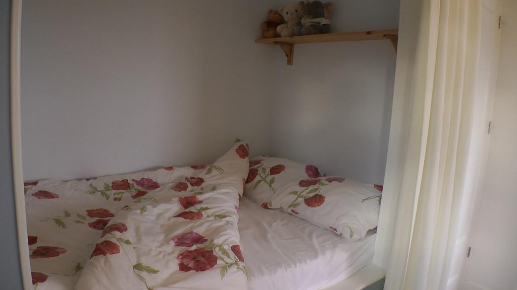 Bed And Breakfast Hoeve Chapeau Katwoude Room photo